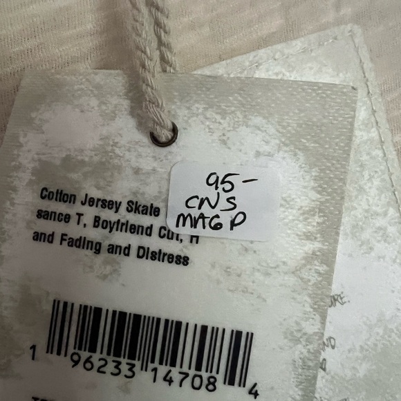 Magnolia Pearl Angel Graphic Tee - Cream - Picture 3 of 11